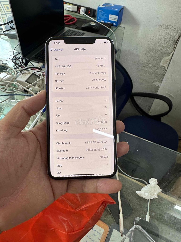 Apple iPhone Xs Max 256GB Bạc 99%. Mua bán Điện thoại tại Quận Đống Đa Hà Nội được đăng bởi Lê Khuyến hình 1