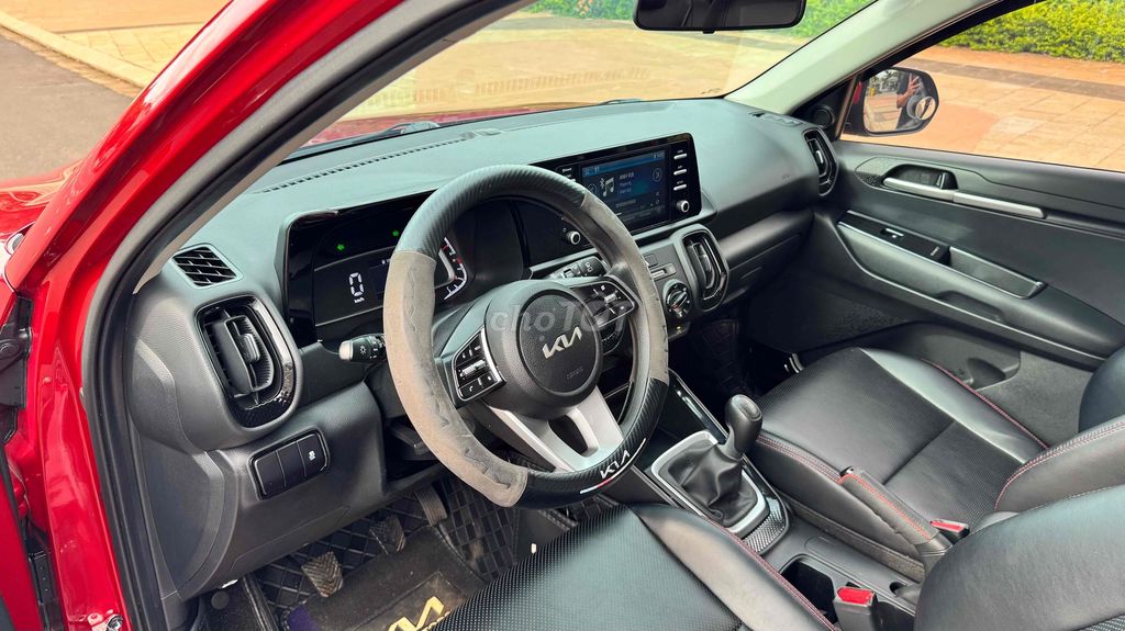 Kia Sonet 2022 Deluxe 1.5 MT - 27000 km. Mua bán Ô tô tại Thành phố Buôn Ma Thuột Đắk Lắk được đăng bởi đạt lê hình 10