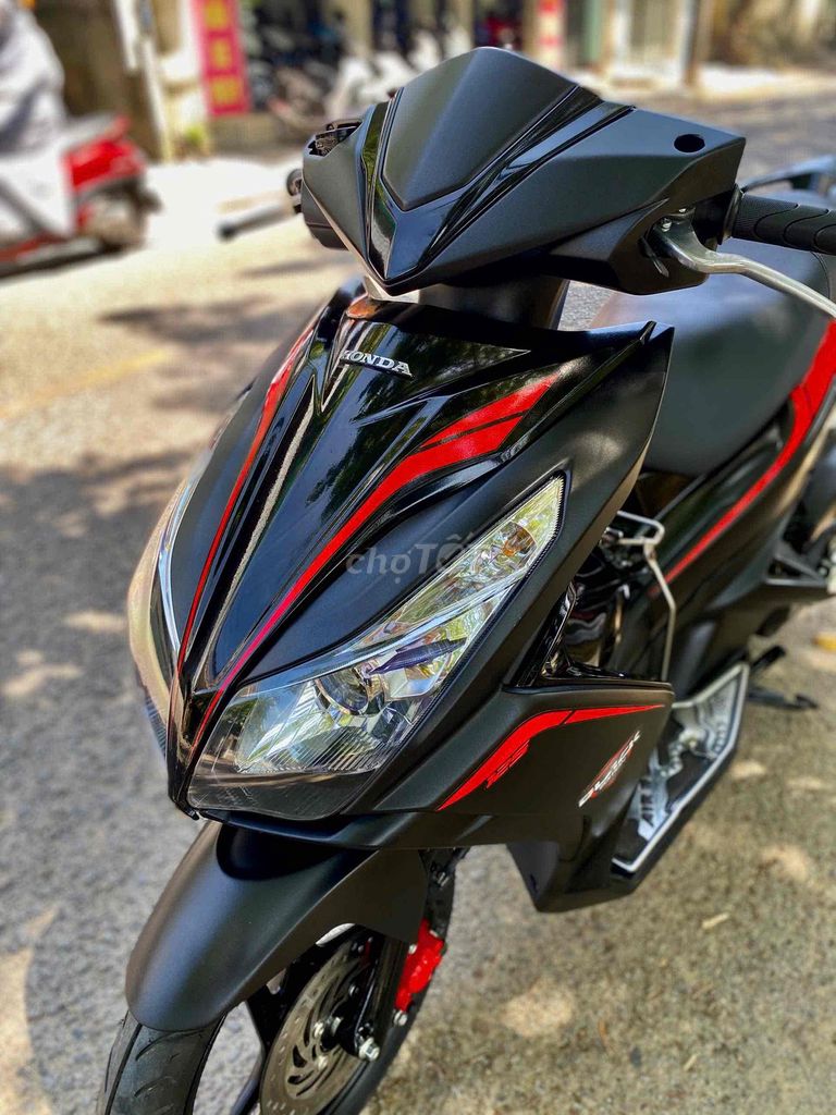 Bán Ab 2014. đen nhám . máy ngon về chỉ việc đi. Mua bán Xe máy tại Thành phố Huế Thừa Thiên Huế được đăng bởi Bi Nguyễn hình 1