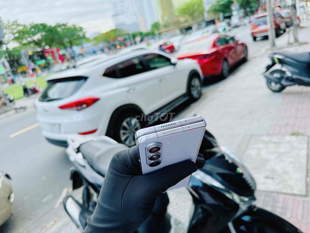 Samsung Z Fold 5 512G Việt Nam màu xanh 2sim. Mua bán Điện thoại tại Quận Hải Châu Đà Nẵng được đăng bởi TUẤN LUXURY MOBILE ĐÀ NẴNG hình 3