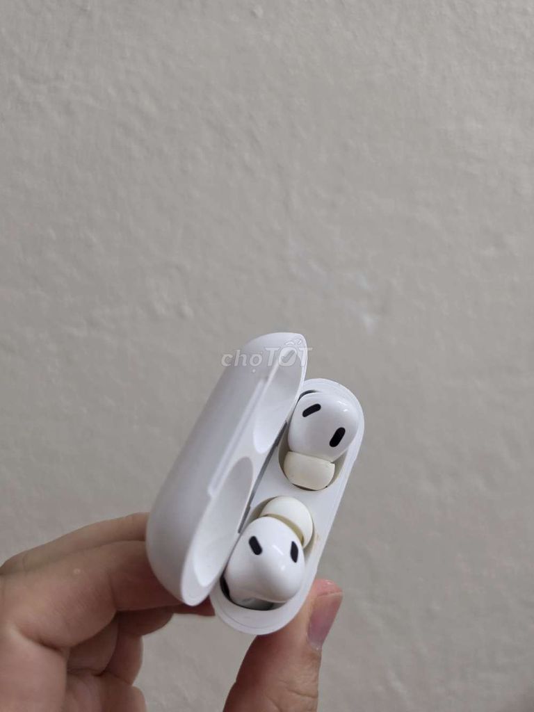 Tai nghe Apple AirPods Pro 2 Trắng. Mua bán Tivi, Âm thanh tại Quận Nam Từ Liêm Hà Nội được đăng bởi Nguyễn Thắng hình 1