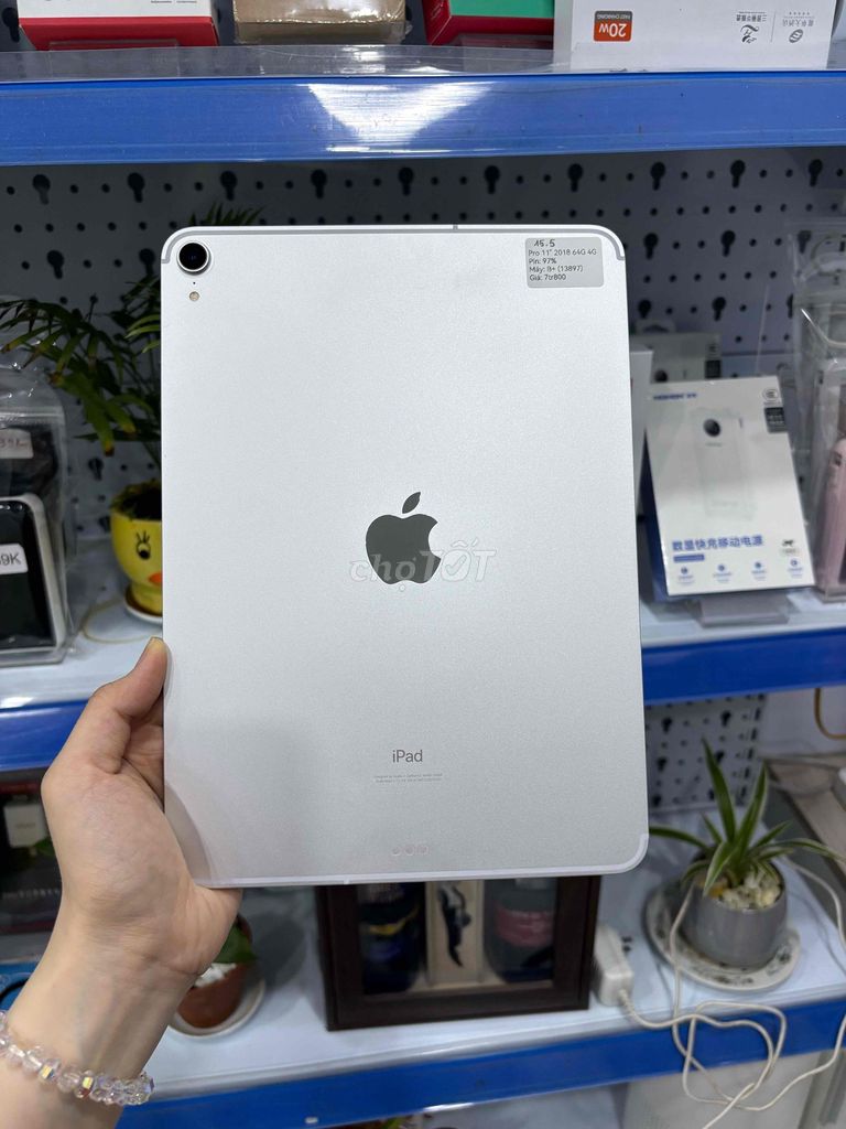 iPad Pro 2018 11" 64GB 4G/WiFi IOS 15.5 Nguyên Zin. Mua bán Máy tính bảng tại Huyện Hóc Môn Tp Hồ Chí Minh được đăng bởi SIRI STORE HCM hình 1
