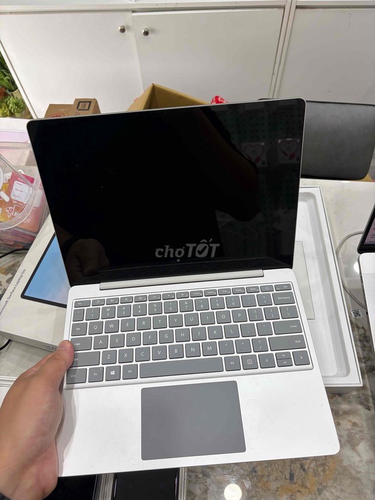 Microsoft Surface Go i5-1035G1 8GB/256GB. Mua bán Laptop tại Huyện Thanh Trì Hà Nội được đăng bởi Đoàn Xuân Tùng hình 1