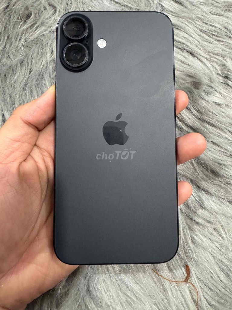 iPhone 16 Plus 128GB Đen ZP. Mua bán Điện thoại tại Thành phố Thủ Đức Tp Hồ Chí Minh được đăng bởi đỗ huy hình 1