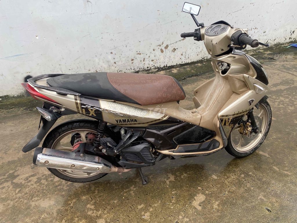 nouvo bình đề máy êm xe giấy tờ đầy đủ. Mua bán Xe máy tại Thành phố Biên Hòa Đồng Nai được đăng bởi Nguyễn Thành Công hình 1