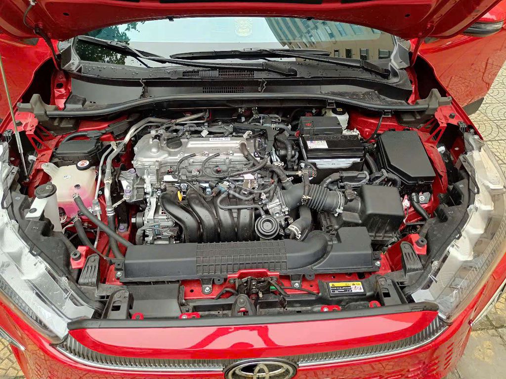 Toyota Cross 2025 1.8V - 1200 km