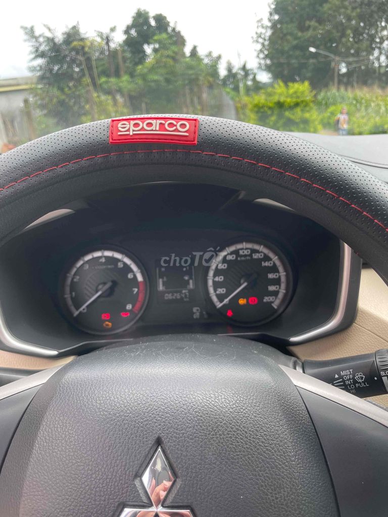 Mitsubishi Xpander 2020 Số sàn Bạc 62000 km. Mua bán Ô tô tại Huyện Đắk Mil Đắk Nông được đăng bởi Phạmb Ngọc hình 2