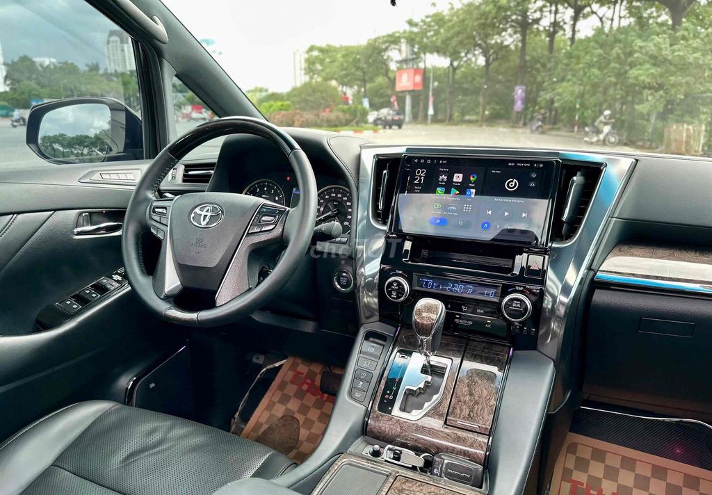Toyota Alphard 3.5V6 sx 2018 màu đen. Mua bán Ô tô tại Quận Cầu Giấy Hà Nội được đăng bởi Cao Quý hình 15