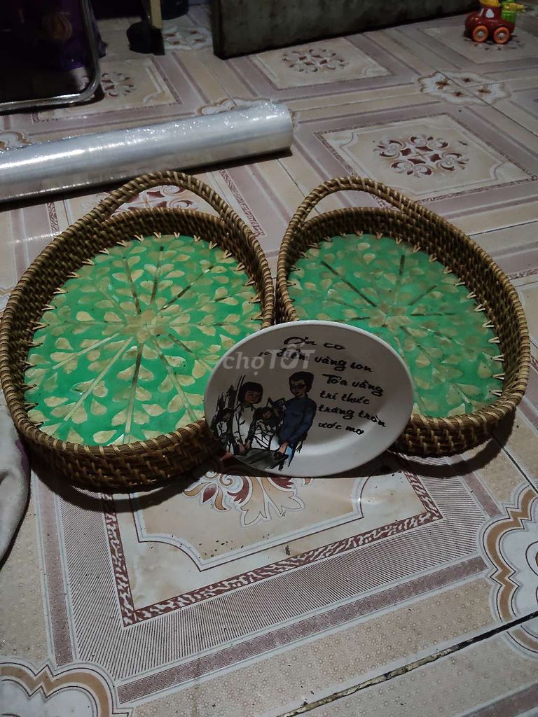 T lý nhanh 2 rổ mây đáy mica ngoc trai ,hạt xoài