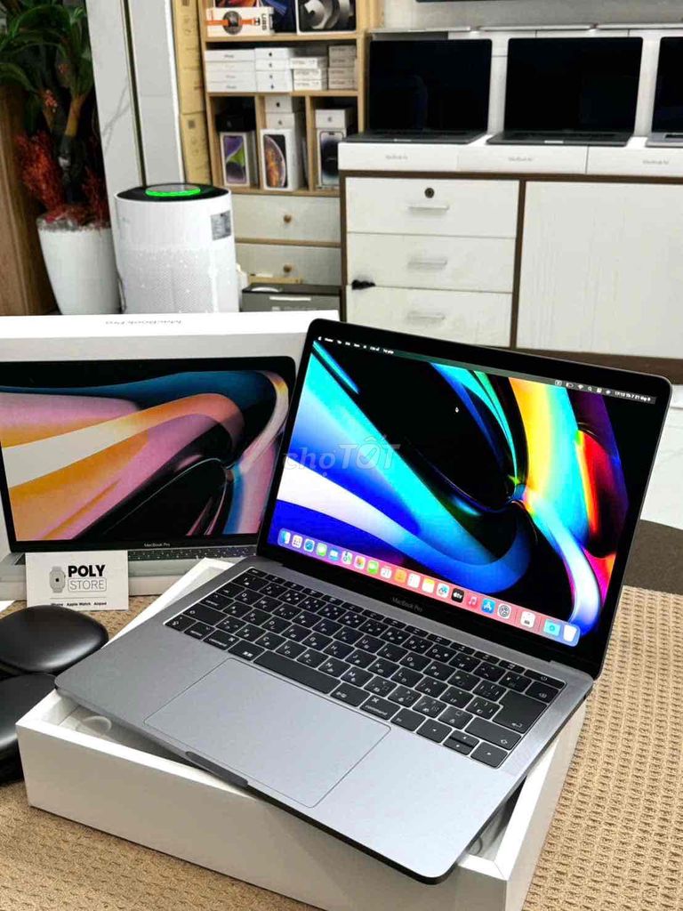 Apple MacBook Pro 2017 i5 8GB/256GB. Mua bán Laptop tại Quận Bình Tân Tp Hồ Chí Minh được đăng bởi POLY STORE APPLE hình 1