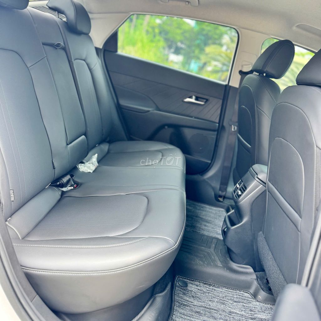 Hyundai Accent 2025 Cao cấp 1.5 AT - 7000 km. Mua bán Ô tô tại Quận Hà Đông Hà Nội được đăng bởi Nguyễn Hà hình 9