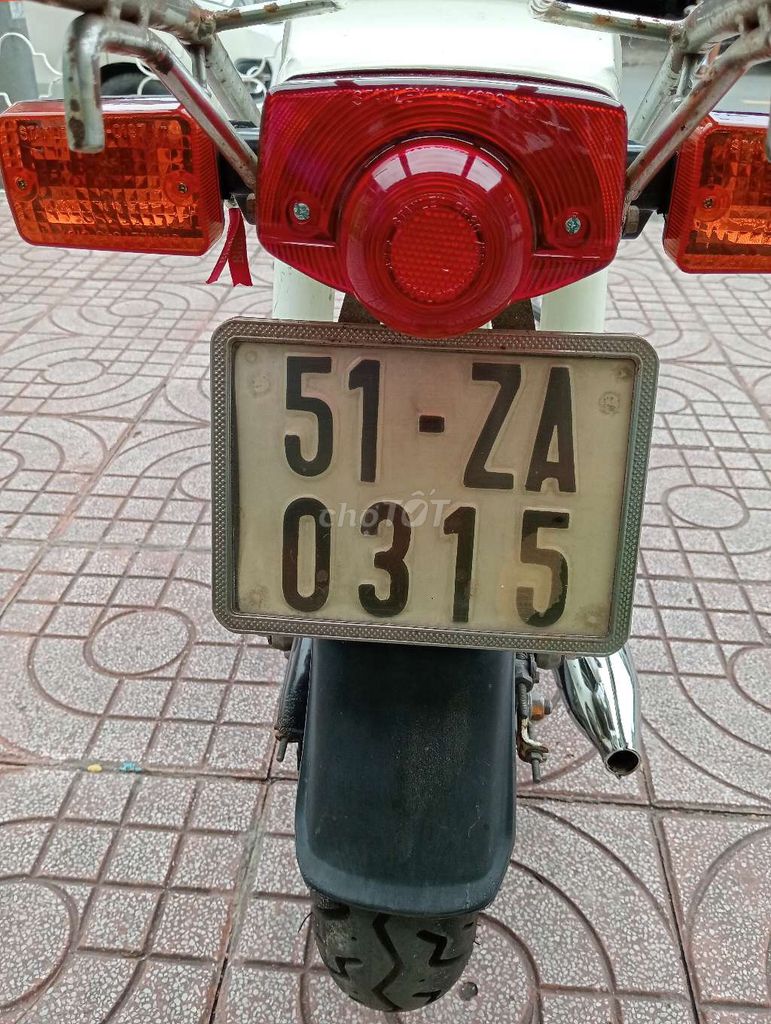 Honda Chaly 1984 Trắng kem. Mua bán Xe máy tại Quận 5 Tp Hồ Chí Minh được đăng bởi Luong hình 5
