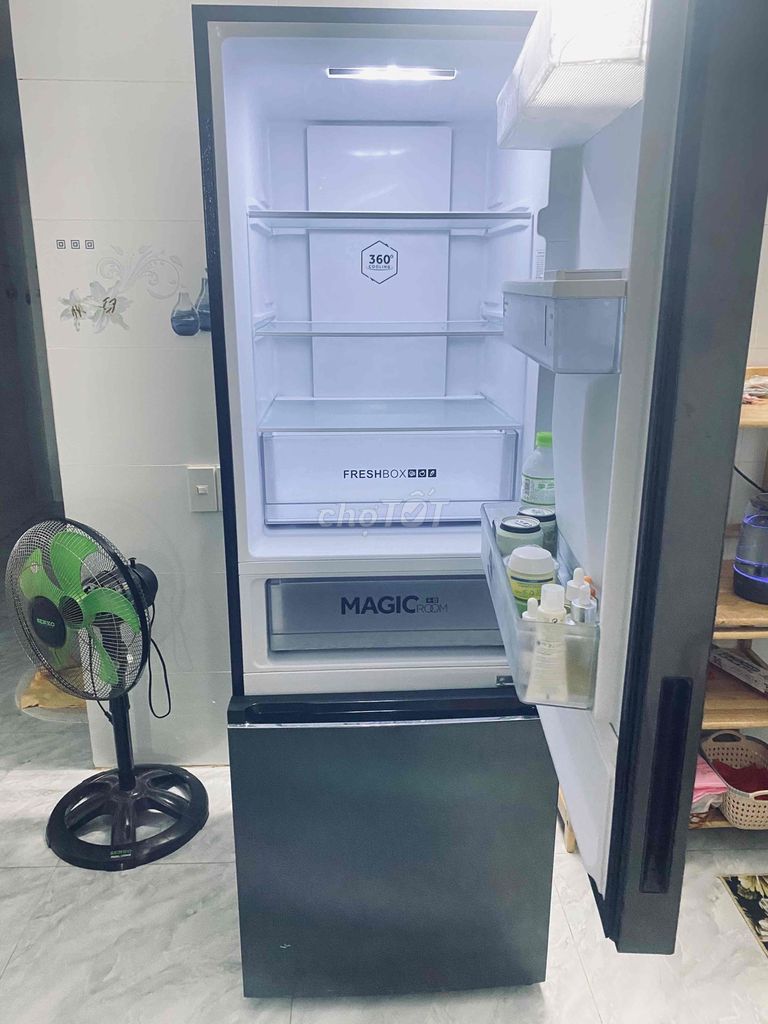 Tủ lạnh AQUA 320L inverter.. Mua bán Tủ lạnh tại Thành phố Vũng Tàu Bà Rịa - Vũng Tàu được đăng bởi HomeCleaner hình 1