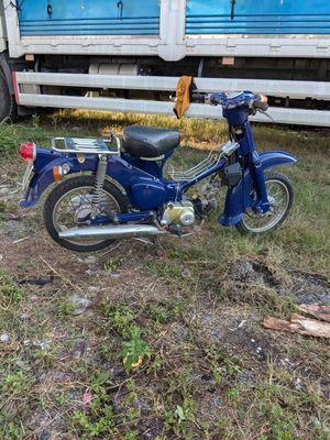 Honda Cub 50cc. Mua bán Xe máy tại Huyện Hóc Môn Tp Hồ Chí Minh được đăng bởi Nguyễn  màu Xanh