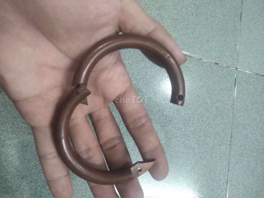 Vòng Đồng đỏ Phong thủy. Mua bán Đồ sưu tầm, đồ cổ tại Quận Tân Phú Tp Hồ Chí Minh được đăng bởi Nguyen Tien hình 1
