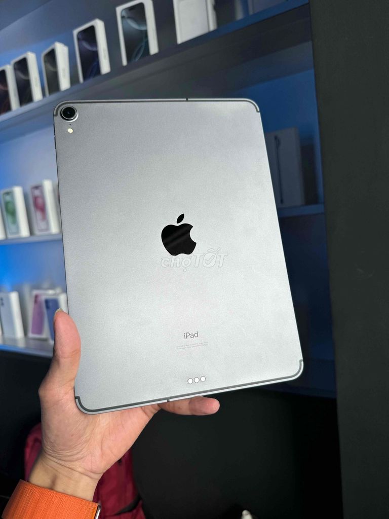 Apple iPad Pro 2018 A12X 11 inch WiFi + 4G. Mua bán Máy tính bảng tại Thành phố Buôn Ma Thuột Đắk Lắk được đăng bởi Đặng Cường hình 1