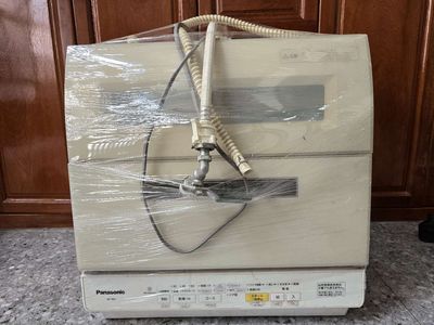 Thanh lý máy rửa chén Panasonic TR-9