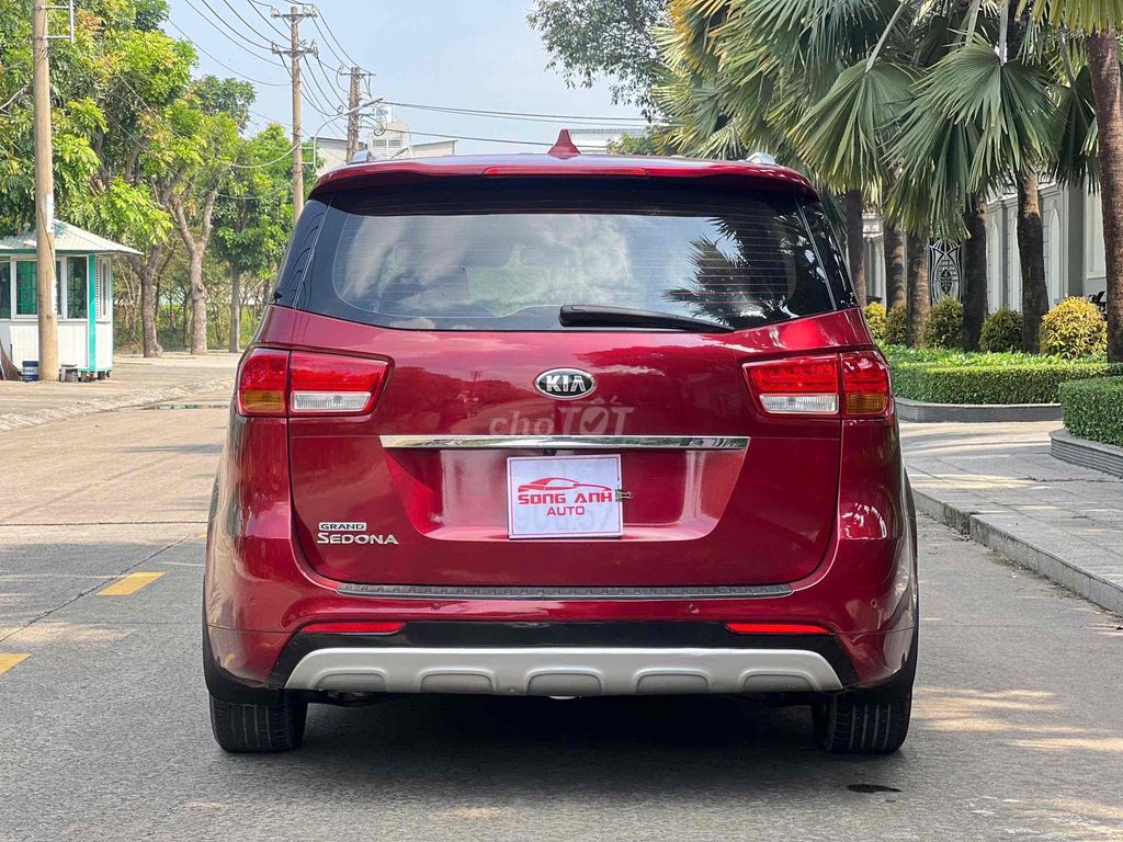 Kia Sedona 2016 3.3L GATH - 80000 km. Mua bán Ô tô tại Thành phố Dĩ An Bình Dương được đăng bởi Dương hình 6