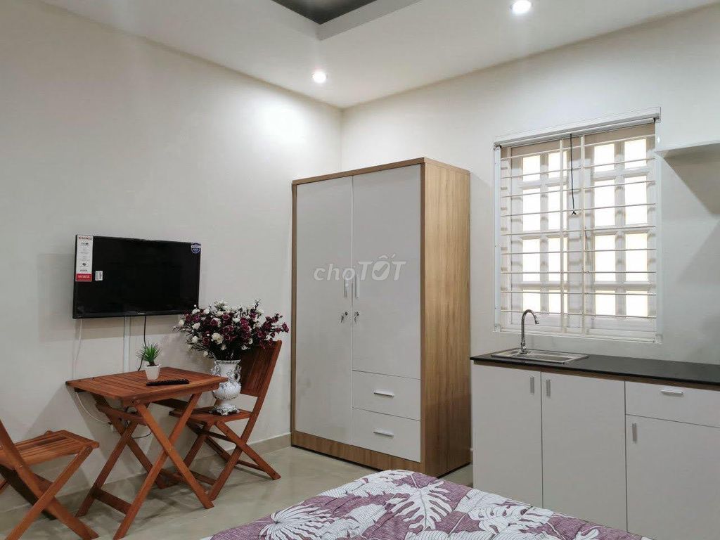 Комната 30м2 на улице Phu Thuan с мебелью