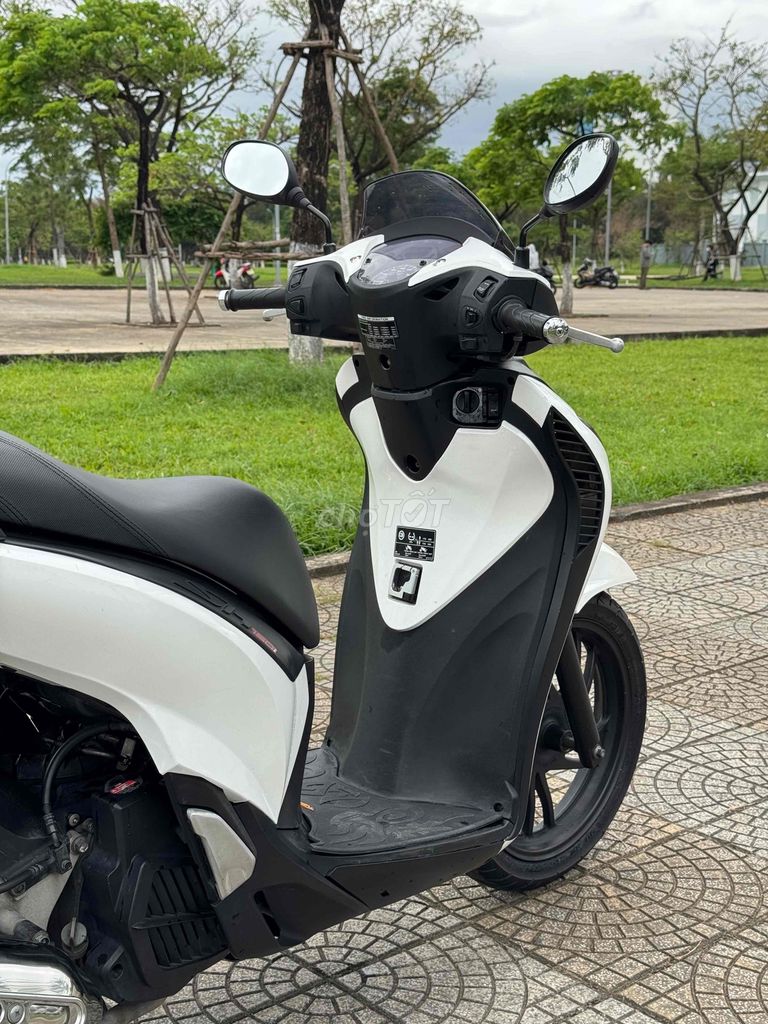 sh 150 xuống áo xe nhập ý 2012 máy rin có gl