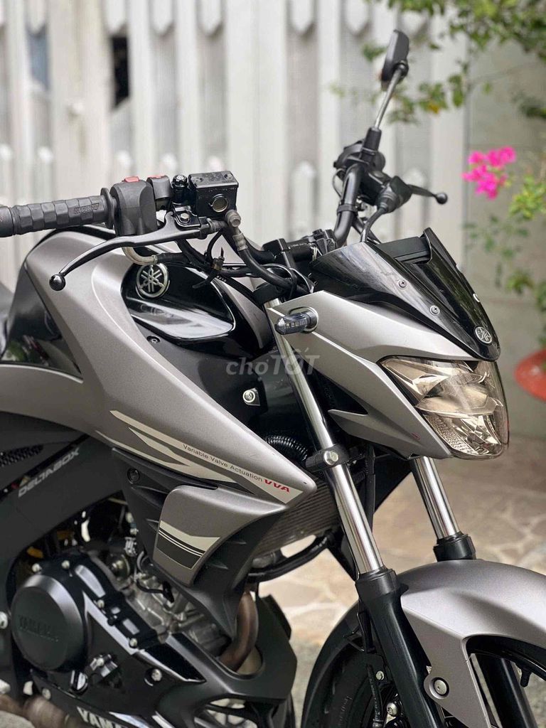 Yamaha V-ixion 155 Xám 24000 km. Mua bán Xe máy tại Quận Gò Vấp Tp Hồ Chí Minh được đăng bởi Đặng Hoàng Minh Khánh hình 3