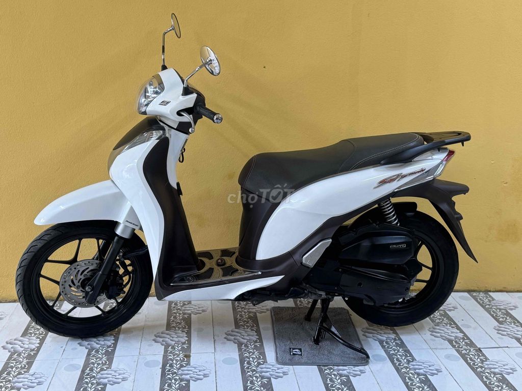 SH moden trắng đen siêu đẹp máy rin em ru. Mua bán Xe máy tại Quận Sơn Trà Đà Nẵng được đăng bởi Minh Dũng bán trả góp 136 vân đồn  hình 1