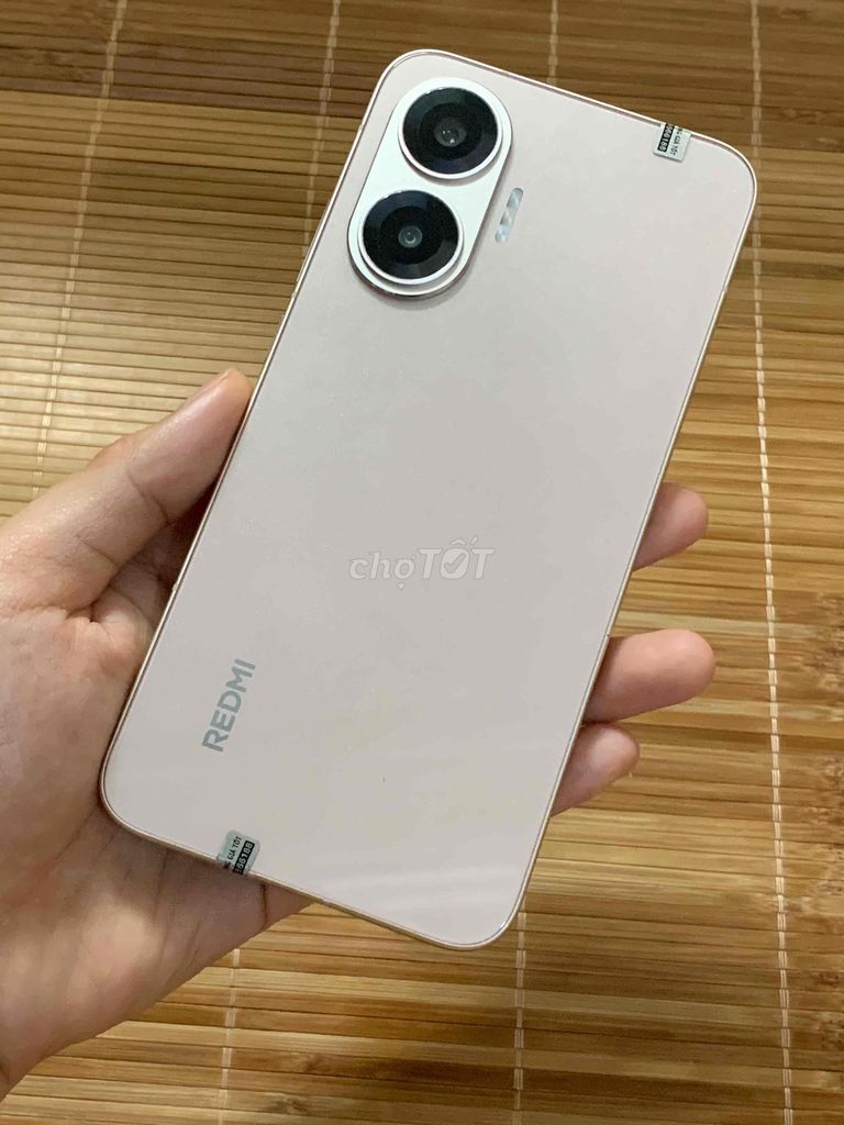 Turbo 4 pro bản 12/256gd , pin 99%. Mua bán Điện thoại tại Thành phố Nam Định Nam Định được đăng bởi TRÍ DŨNG STORE hình 1