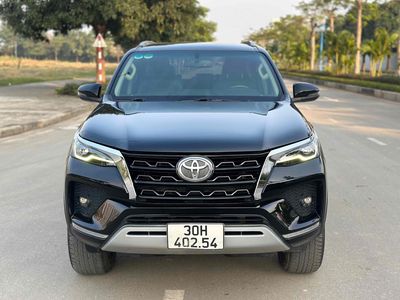 Toyota Fortuner 2021 2.7V 4x4 2 Cầu Máy Xăng Nhập. Mua bán Ô tô tại Quận Cầu Giấy Hà Nội được đăng bởi Vũ Kiên