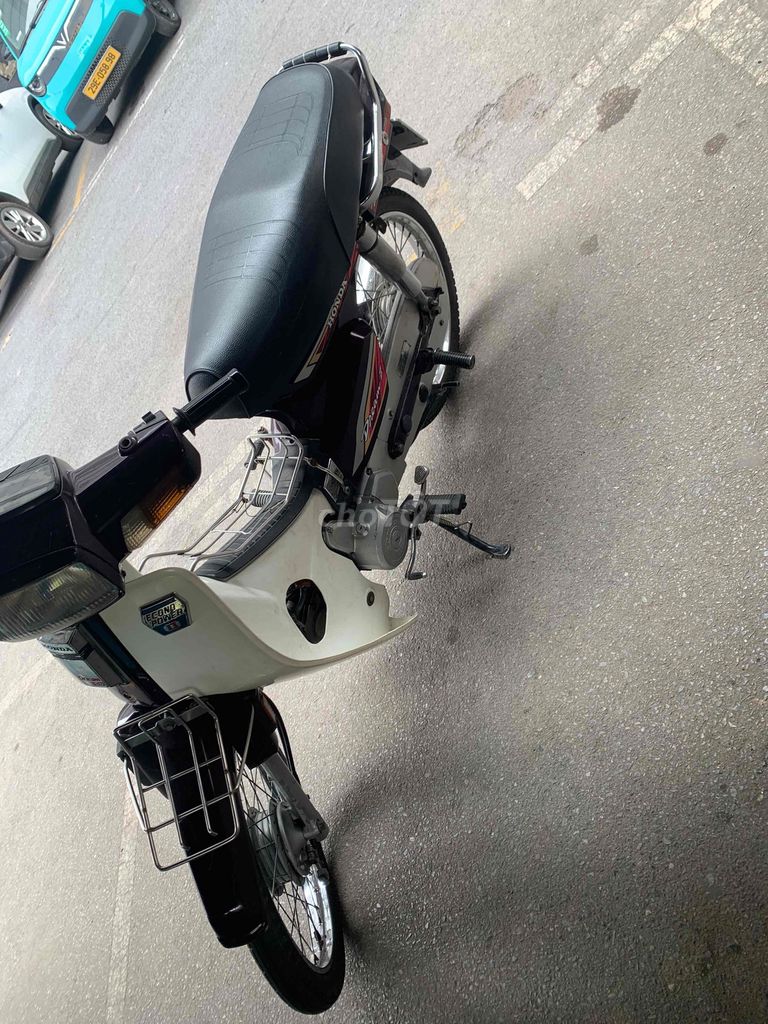 Honda Dream фиолетовый, белый Вьетнам