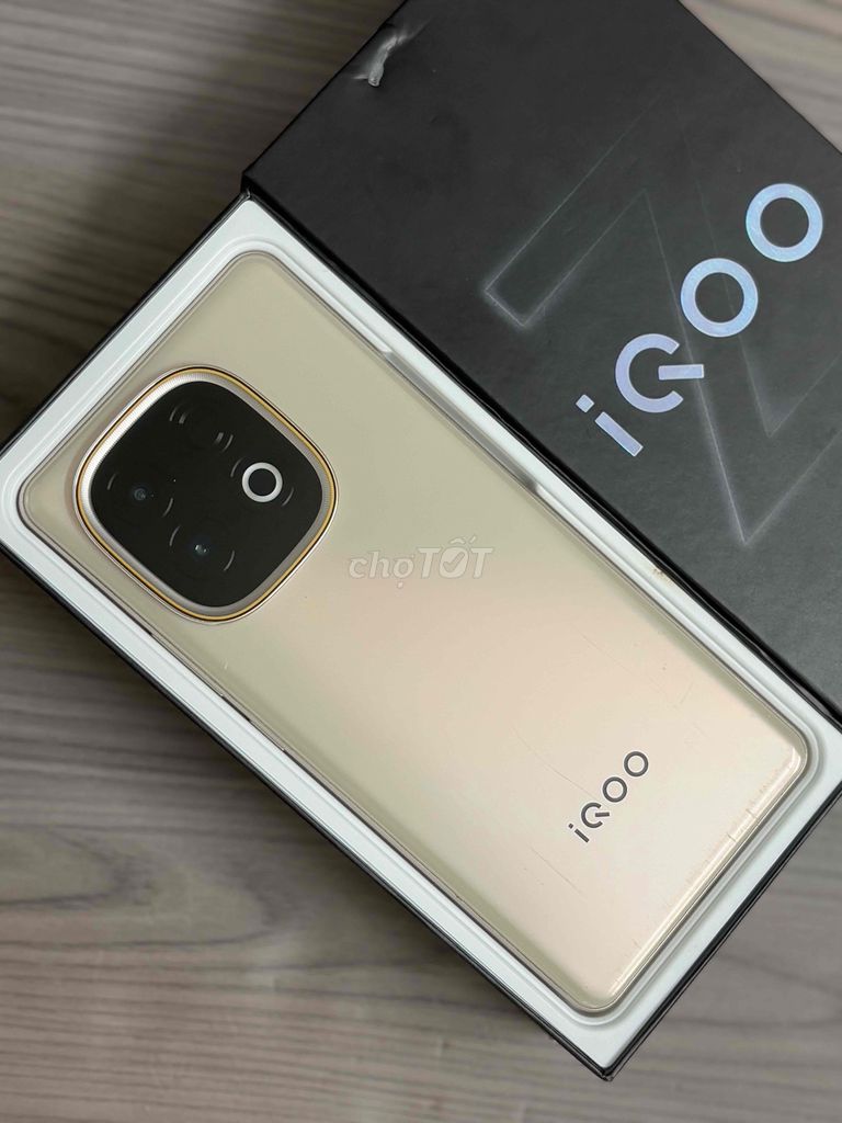 Vivo IQOO Z10 Turbo Plus Vàng 256GB. Mua bán Điện thoại tại Thành phố Nam Định Nam Định được đăng bởi Cửa Hàng Di Động Giá Tốt hình 1