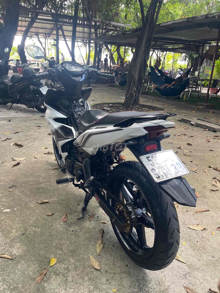 Yamaha Exciter 150 Trắng đen, biển số thành phố. Mua bán Xe máy tại Thành phố Thủ Đức Tp Hồ Chí Minh được đăng bởi Bảo An hình 6