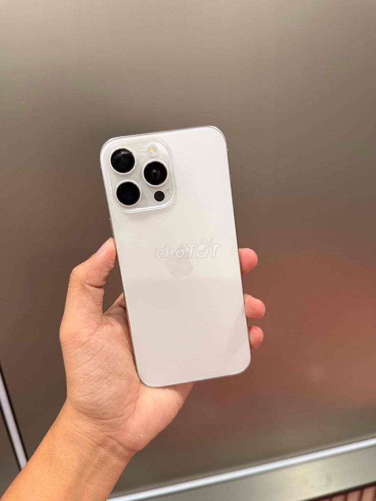 iPhone 16 Pro Max 256G Quốc Tế Full. Mua bán Điện thoại tại Quận Thanh Khê Đà Nẵng được đăng bởi Thuỳ Trang hình 1