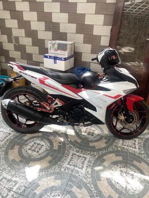 Cần bán Exciter 150 Trắng đỏ kiểng nhẹ. Mua bán Xe máy tại Quận Ngô Quyền Hải Phòng được đăng bởi Kỳ