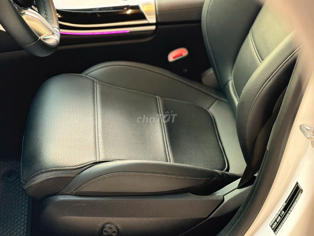 Mercedes Benz C200 Avantgarde 2023. Mua bán Ô tô tại Quận Long Biên Hà Nội được đăng bởi Khổng Tấn Luxury Car hình 15