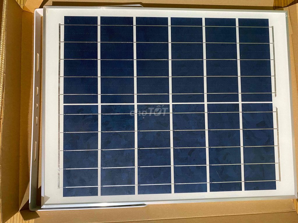 Đèn năng lượng mặt trời Rạng Đông CP02.SL.RF 30W. Mua bán Đèn tại Quận Hoàng Mai Hà Nội được đăng bởi Xuân quang hình 1