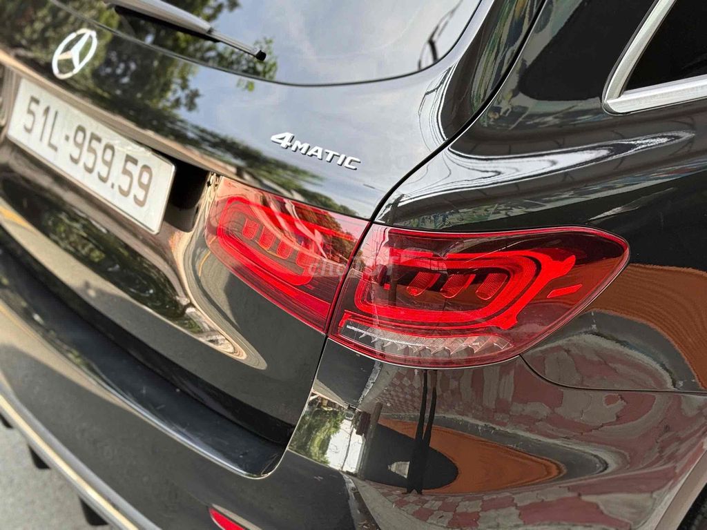 Mercedes GLC 300 4MATIC 2021  𝘽𝙞ể𝙣 𝙎ố Đấ𝐮 𝐆𝐢á. Mua bán Ô tô tại Thành phố Thủ Đức Tp Hồ Chí Minh được đăng bởi Vũ Vũ hình 12