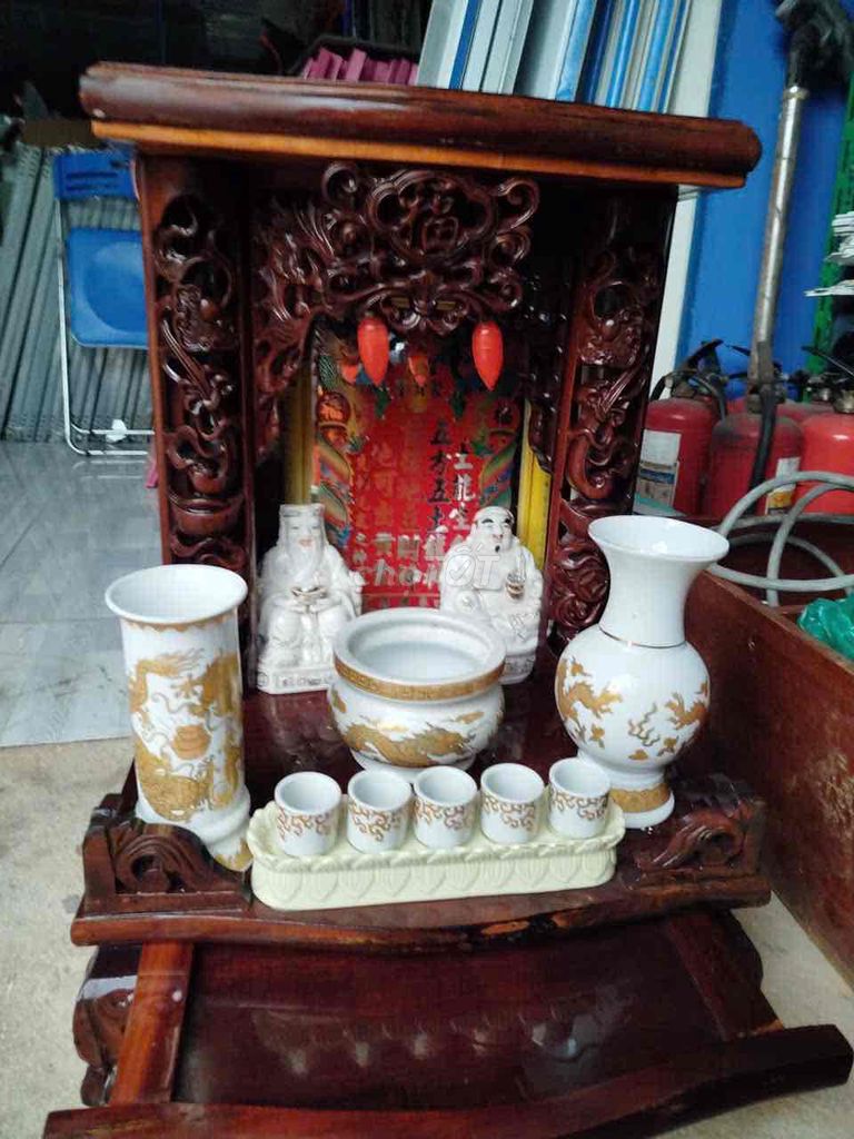 Bàn thờ ông địa. Mua bán Nội thất, đồ gia dụng khác tại Huyện Hóc Môn Tp Hồ Chí Minh được đăng bởi Nguyên Đức Toại hình 1