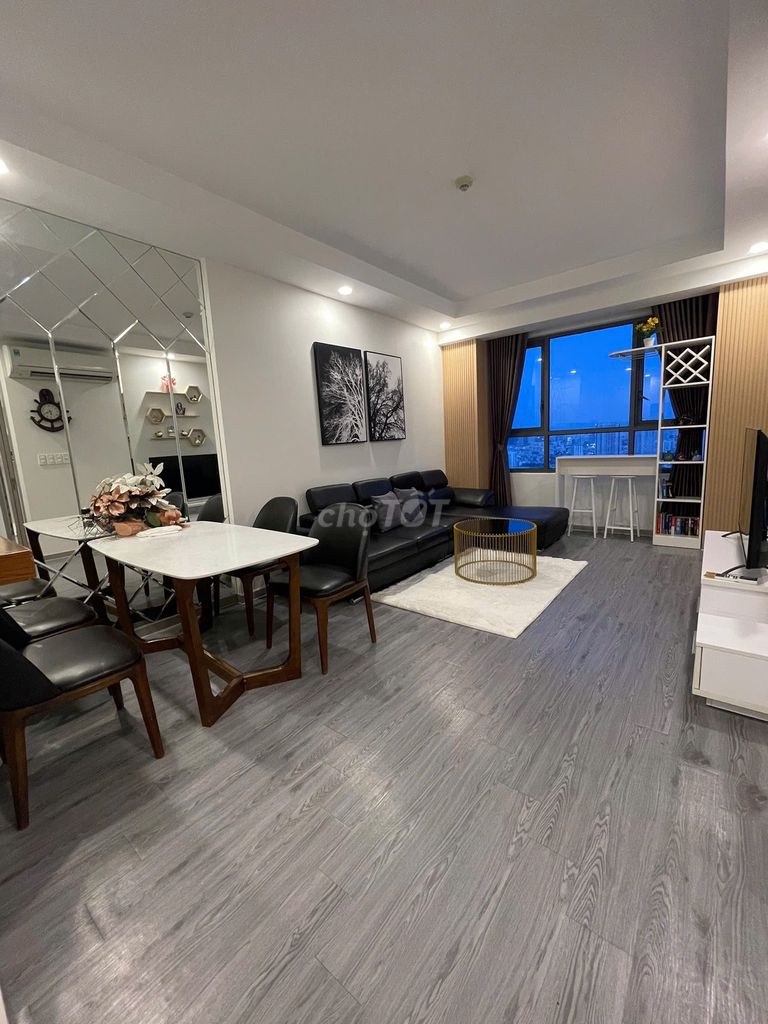 Rent · 2 bd · 68 м² · Quận 4, ул. Bến Vân Đồn