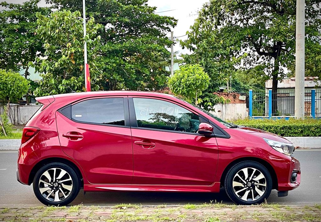 Honda Brio RS 2021 cực kì mới.. Mua bán Ô tô tại Quận 8 Tp Hồ Chí Minh được đăng bởi lee hình 6