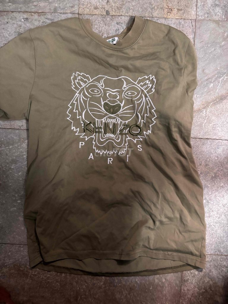 Áo thun Kenzo Xám unisex 70-80kg còn mới. Mua bán Quần áo tại Quận Cầu Giấy Hà Nội được đăng bởi Minh hình 1