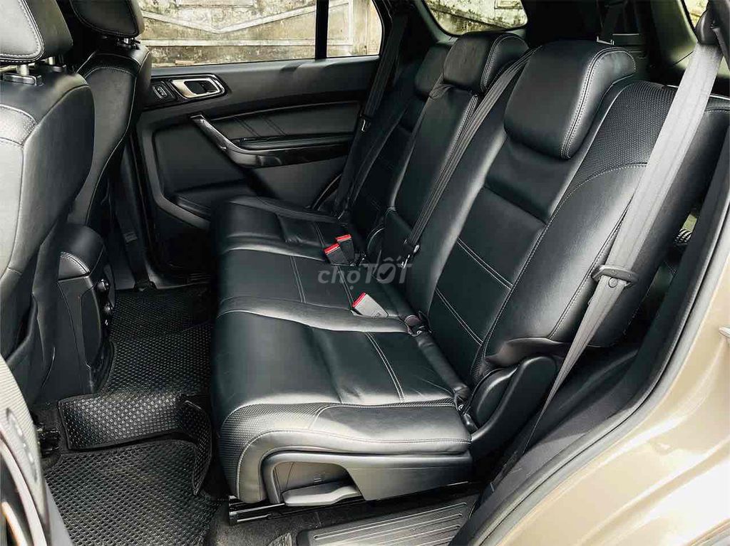 Ford Everest 2019 Titanium 2.0L AT 4x2 - 61000 km. Mua bán Ô tô tại Quận 12 Tp Hồ Chí Minh được đăng bởi Xe Đẹp Minh Khôi hình 9
