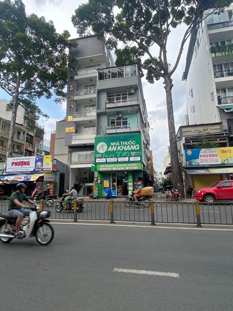 Bán nhanh góc 2 mặt tiền đường Lê Hồng Phong, Phường 1, Quận 10