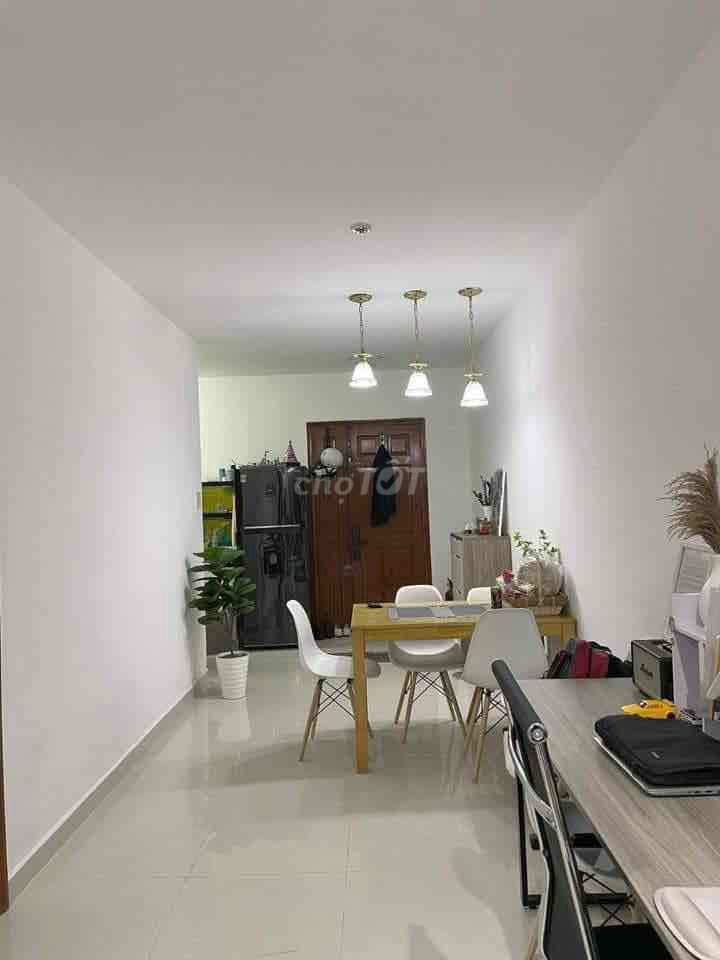 Cho thuê chung cư 8x Đầm Sen. Quận Tân phú, DT 50m2, 1pn. Giá 6,5tr/th