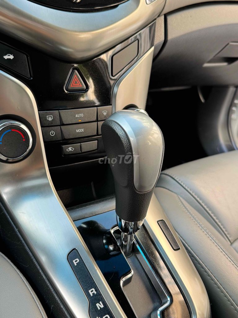 Chevrolet Cruze LTZ 2015 mẫu mới siêu đẹp. Mua bán Ô tô tại Thành phố Thủ Đức Tp Hồ Chí Minh được đăng bởi Hoà Xe Cũ hình 15