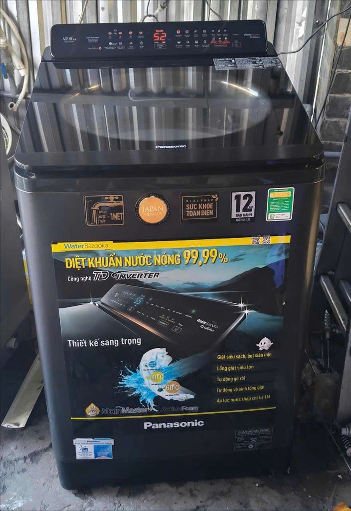 Panasonic 12.5kg inverter. Siêu lướt như mới.