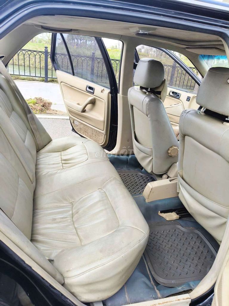 Bán Honda Acord xe nhập khẩu. Mua bán Ô tô tại Thị xã An Nhơn Bình Định được đăng bởi Đại Lộc  hình 10