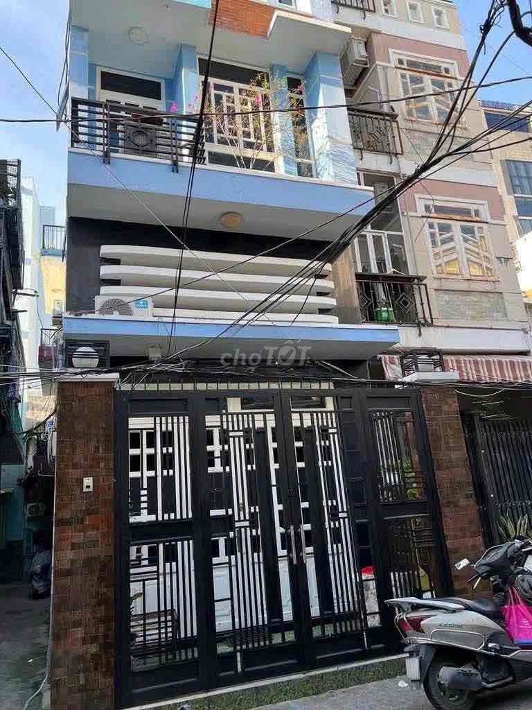 Аренда · 4 комн. · 62 м² · Quận 1, ул. Đường Trần Khắc Chân