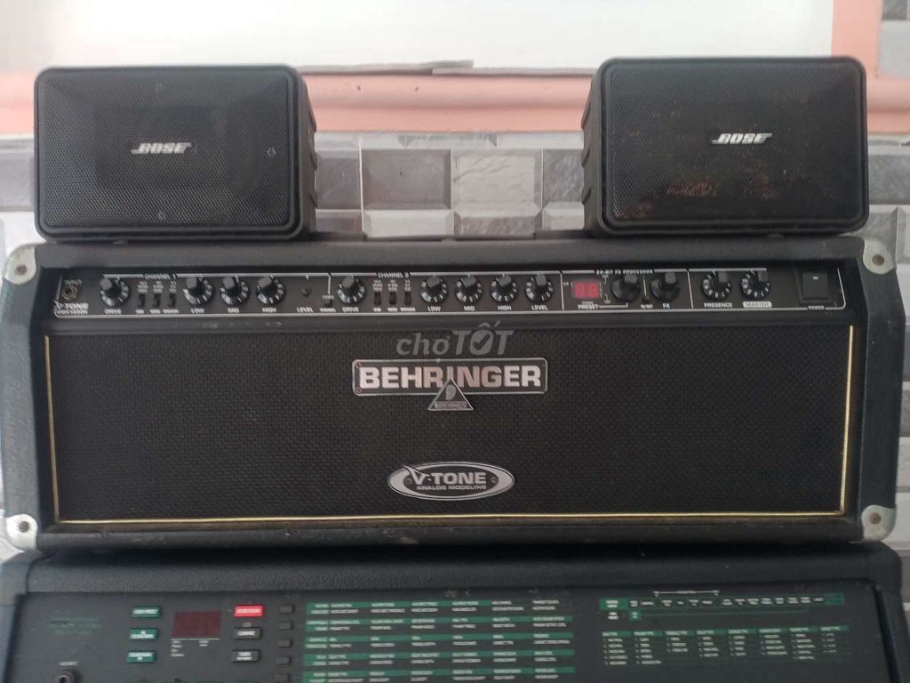 Amply guitar Behringer 100w model V-tone GMX 1200H