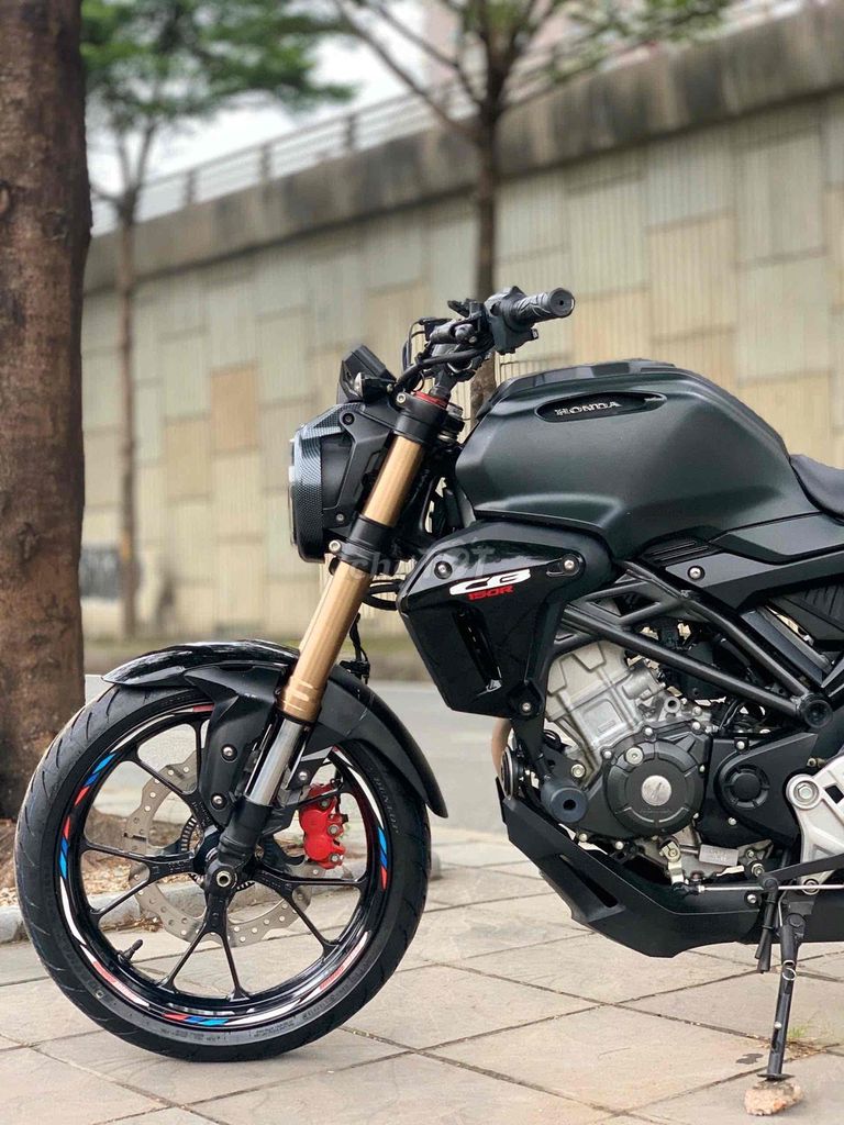 HONDA CB150R ABS FI cuối chót- xe lướt đẹp. Mua bán Xe máy tại Quận Cầu Giấy Hà Nội được đăng bởi Tong motor xe may hình 8