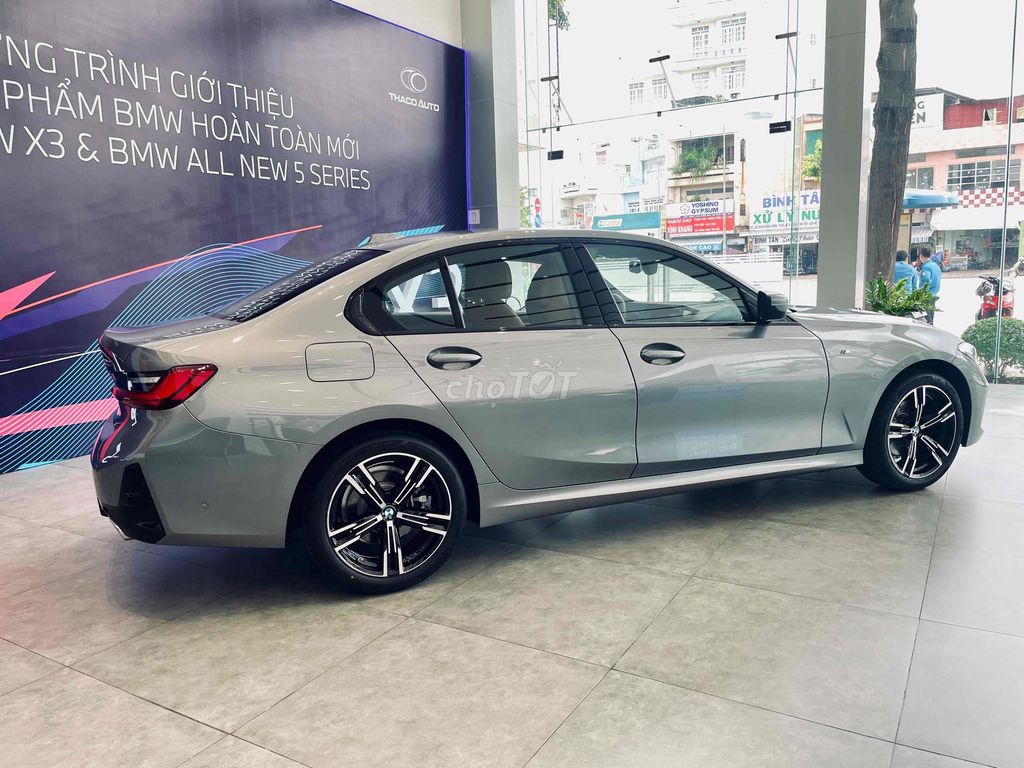 BMW 3 Series 2025 320i M Sport. Mua bán Ô tô tại Quận Bình Tân Tp Hồ Chí Minh được đăng bởi Hồ Nhật Anh hình 5